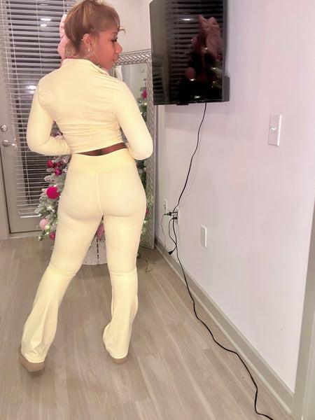 Flare me out Set (Butter Yellow)